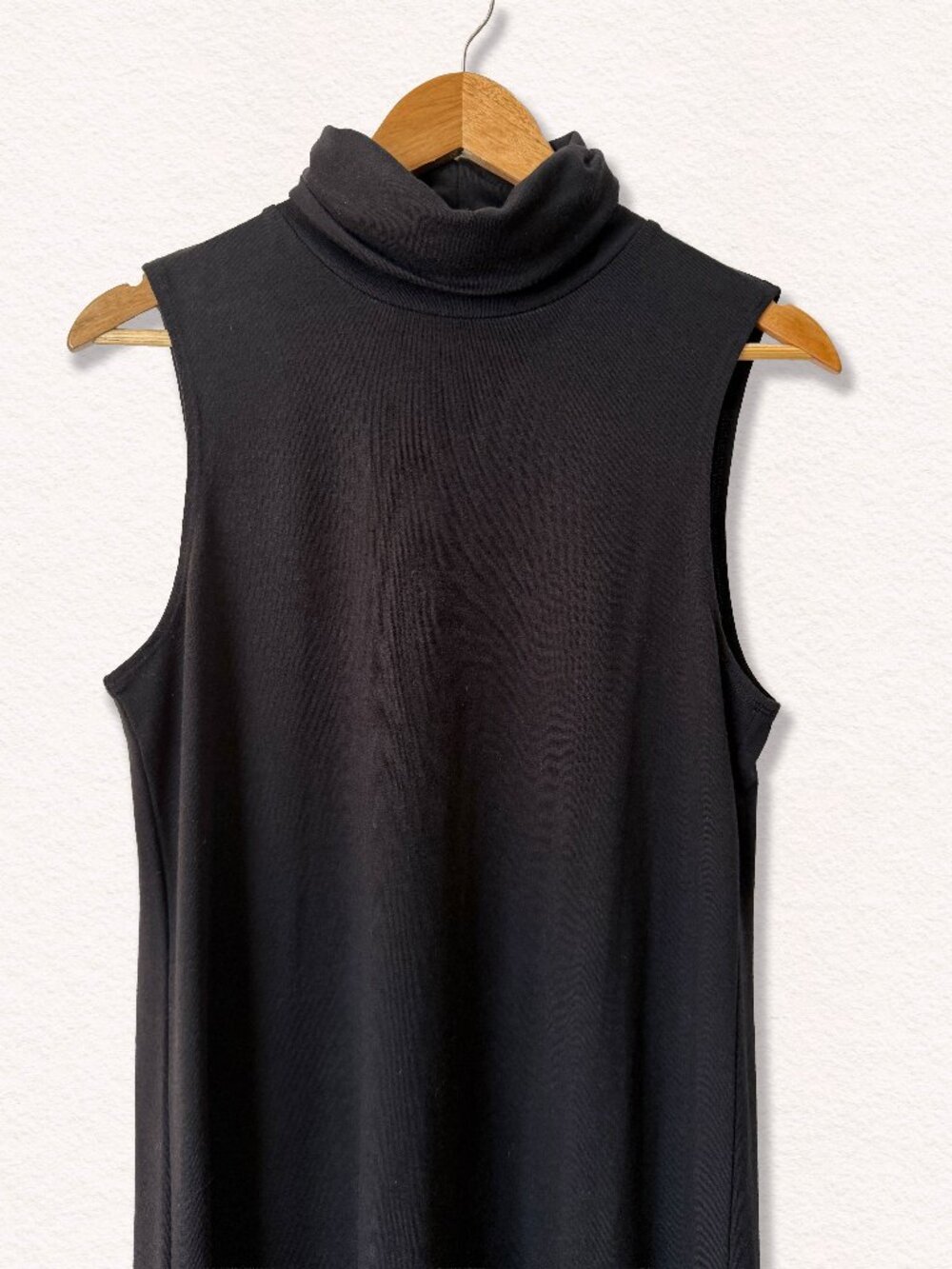 Old Navy Women's Turtleneck Sleeveless Black Dress